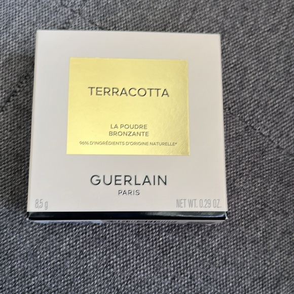 NWT Terracotta Medium Warm Bronzing Powder by Guerlain - Picture 2 of 4
